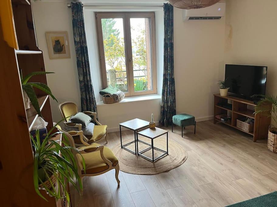 Appartement Cosy Au Calme Les Monts-Ronds Extérieur photo